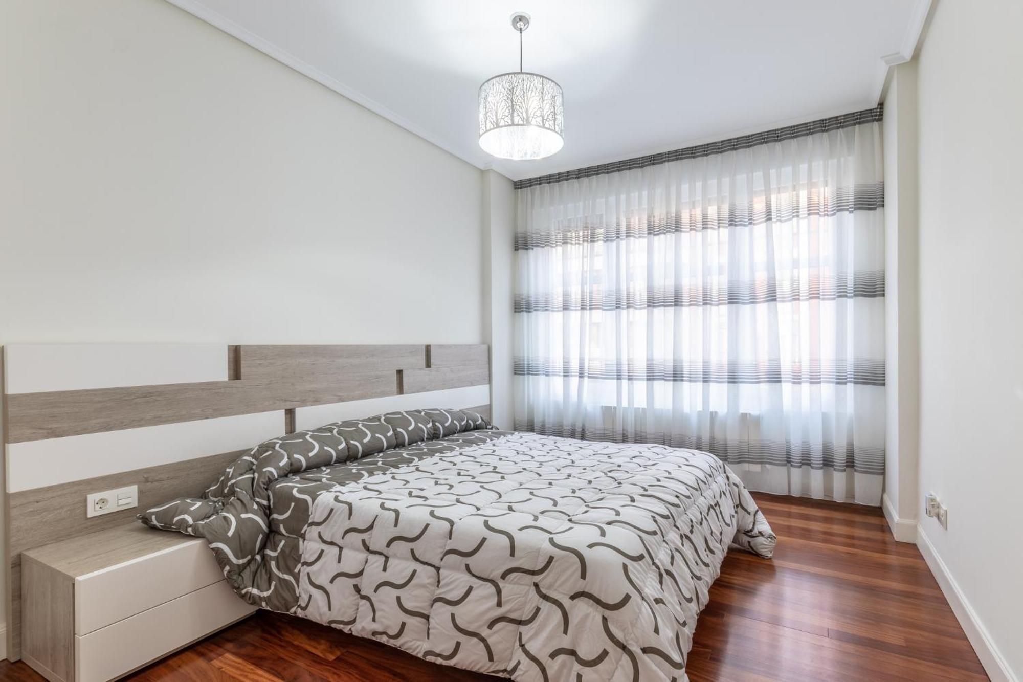 Apartamento En Indautxu بلباو المظهر الخارجي الصورة