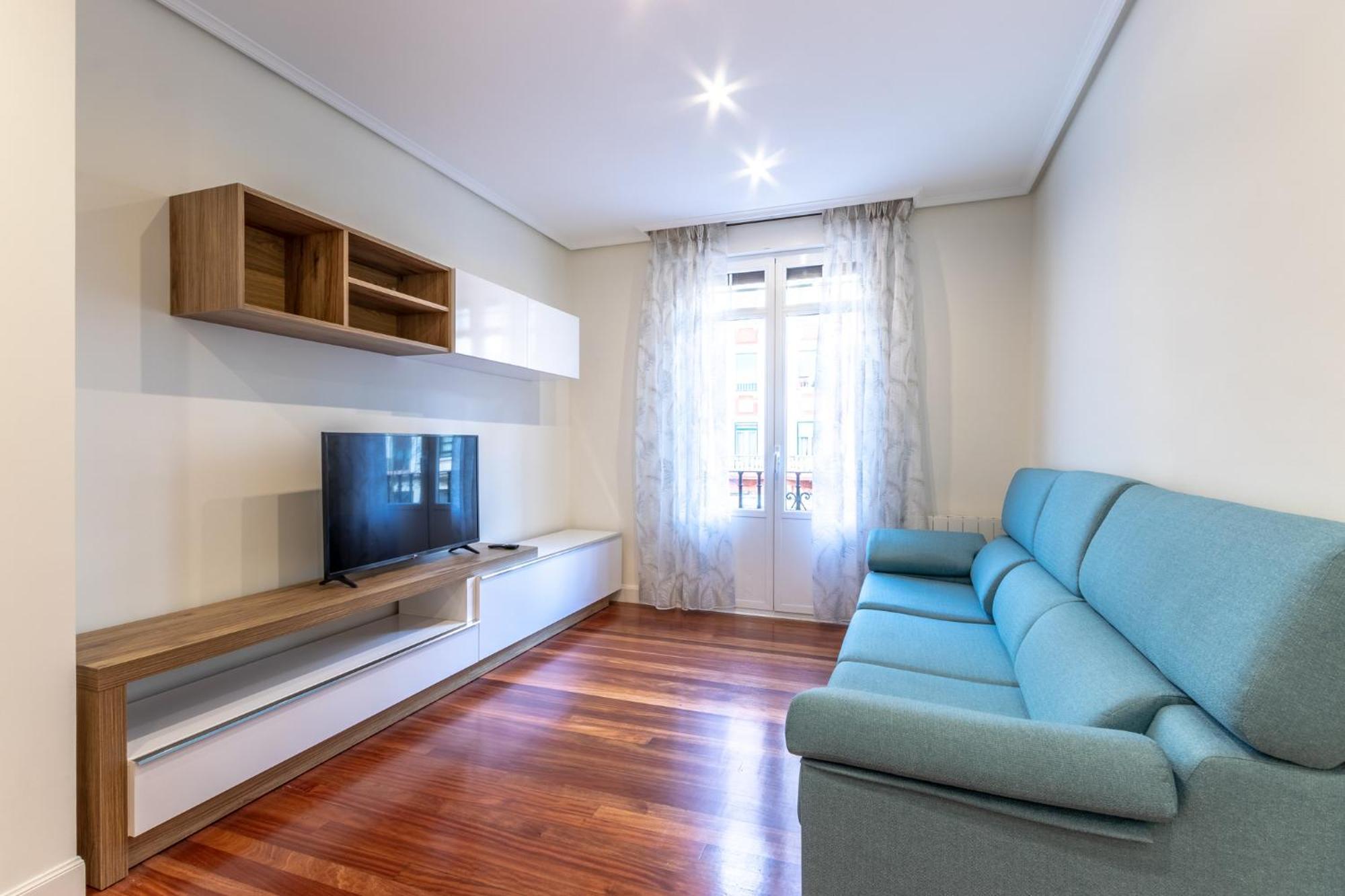 Apartamento En Indautxu بلباو المظهر الخارجي الصورة